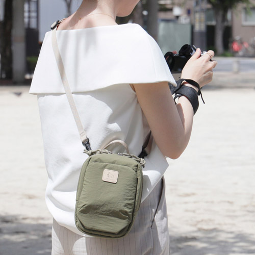 Chululu（チュルル） ルモ ミニショルダーバッグ ブラック カメラバッグ