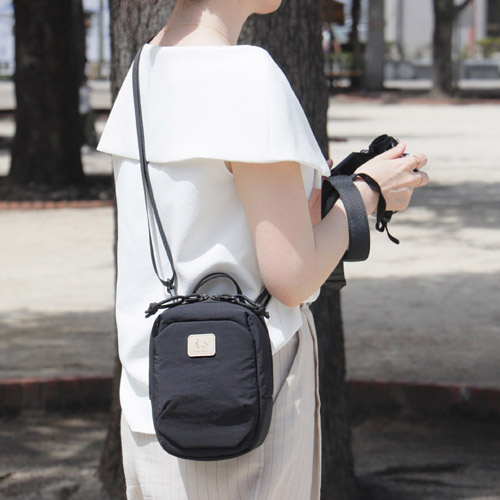 Chululu（チュルル） ルモ ミニショルダーバッグ オリーブ カメラバッグ