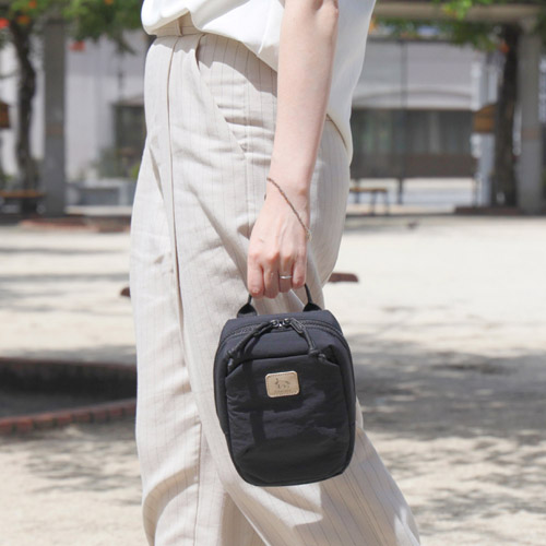 Chululu(チュルル) ルモ ミニショルダーバッグ ベージュ カメラバッグ