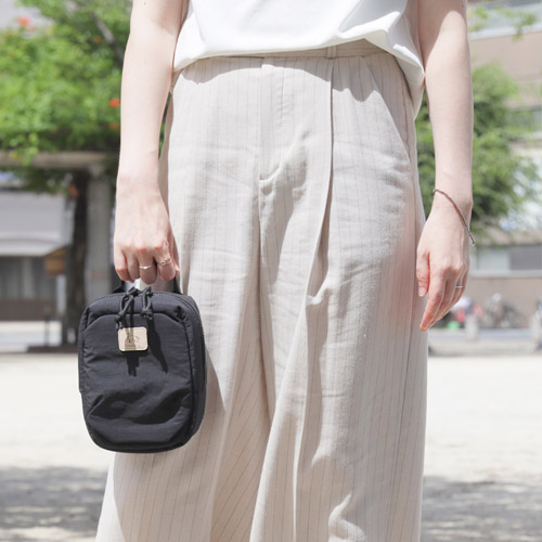 Chululu（チュルル） ルモ ミニショルダーバッグ ブラック カメラバッグ